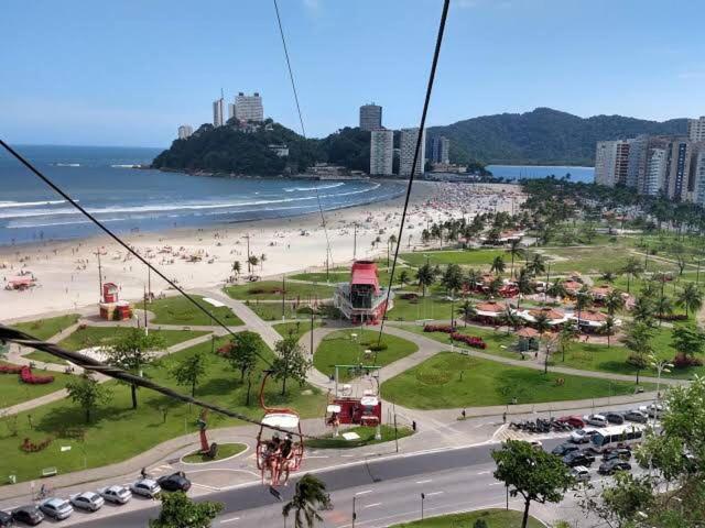 Casa Maravilhosa E Ampla Pe Na Areia Com Piscina, Area Gourmet Com Churrasqueira Em Deck Coberto Frente A Piscina, 4 Quartos Confortaveis E Espacosos, Sendo 2 Suites, Cozinha Americana E Sala De Jantar, Ampla Garagem Para 6 Carros - Mercado Na Rua Da Praia Grande  Buitenkant foto